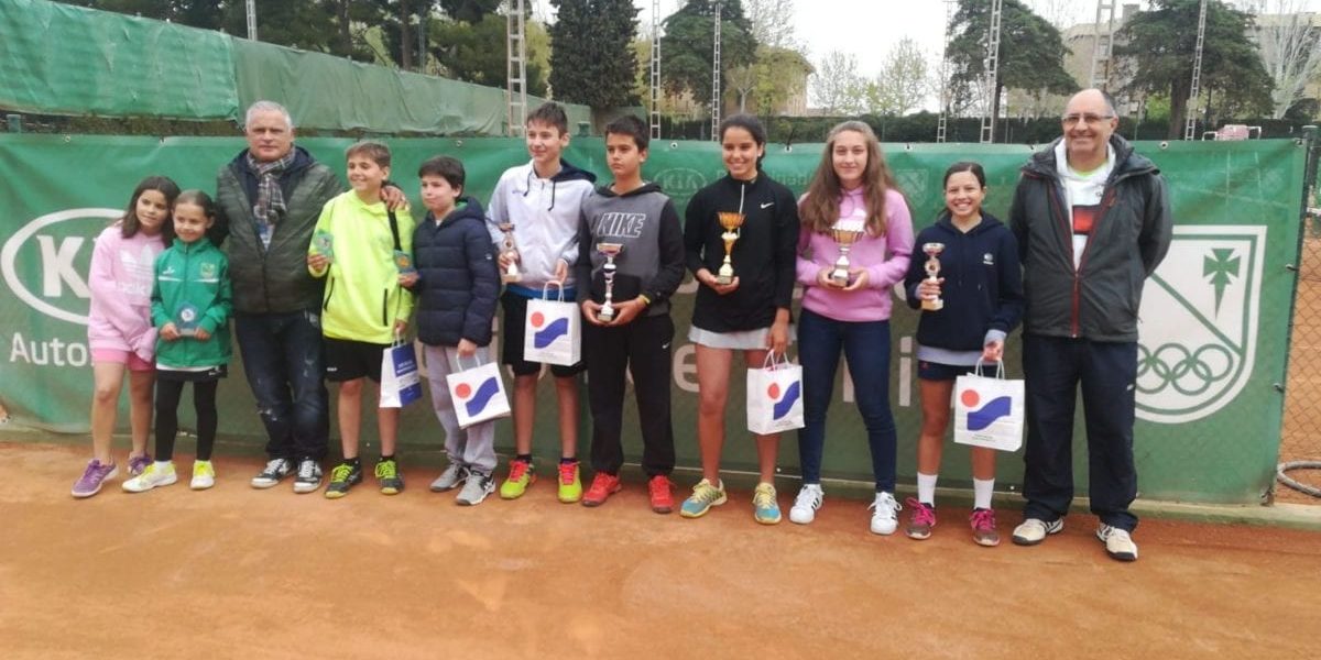 Foto de grupo Entrega de trofeos Volkl